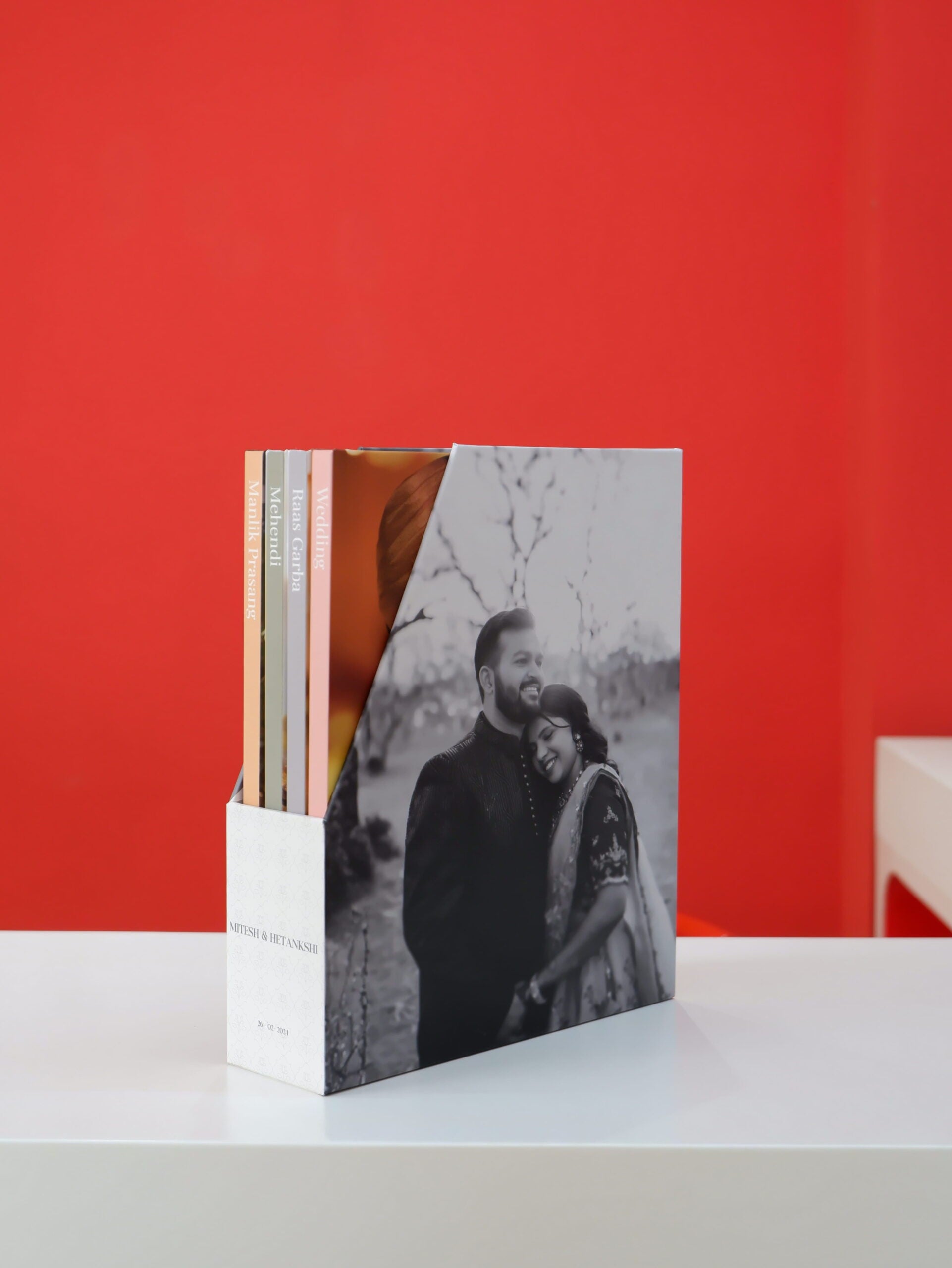 Hetankshi and Mitesh’s Wedding Storybox